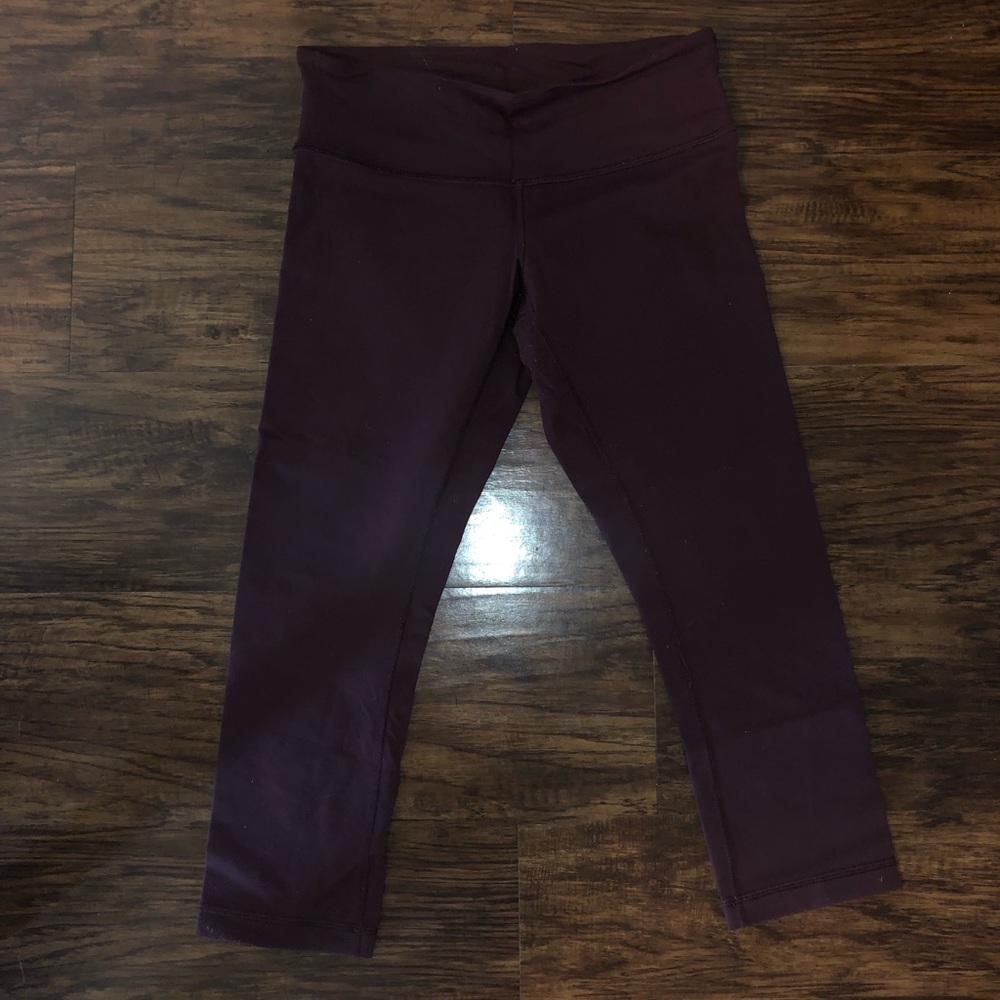 Dark maroon Lululemon leggings
